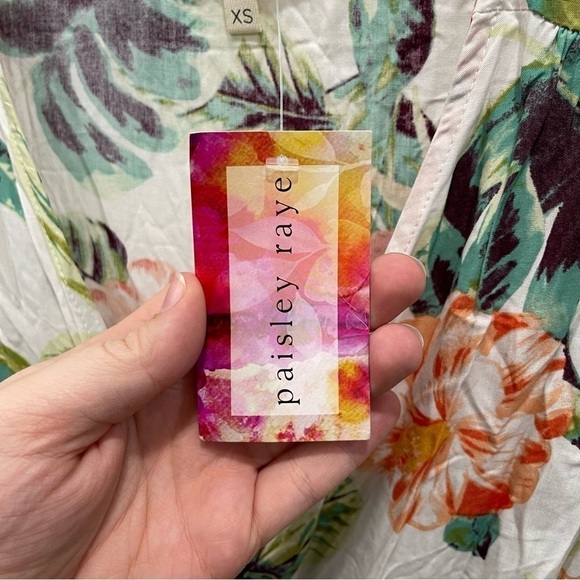 Paisley Raye Primrose Wrap Dress in White Tropical Floral XS - Picture 7 of 11